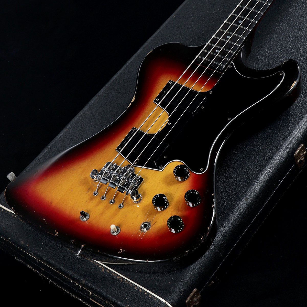 【渋谷店VINTAGEブログ#11】GIBSON / 1978年製 RD Artist Bass Fireburst