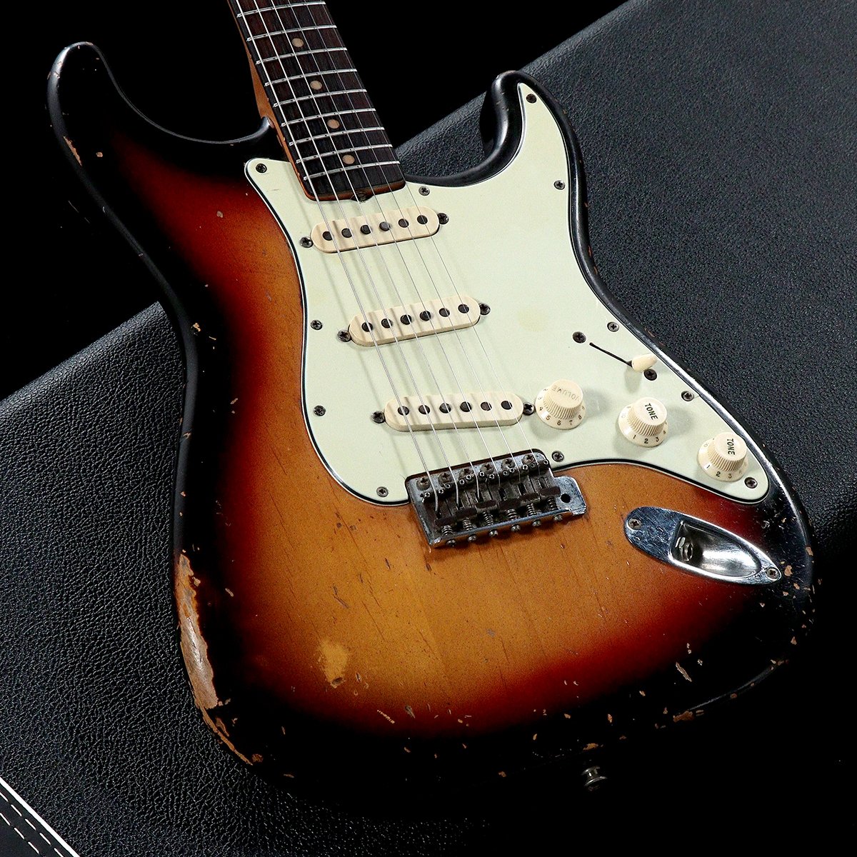 【渋谷店VINTAGEブログ#71】FENDER / 1964年製 Stratocaster Sunburst