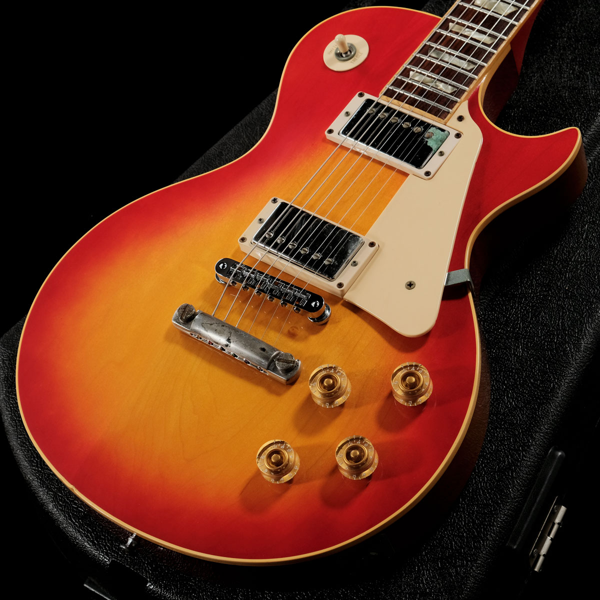 【渋谷店VINTAGEブログ＃77】GIBSON / 1979年製 Les Paul Standard