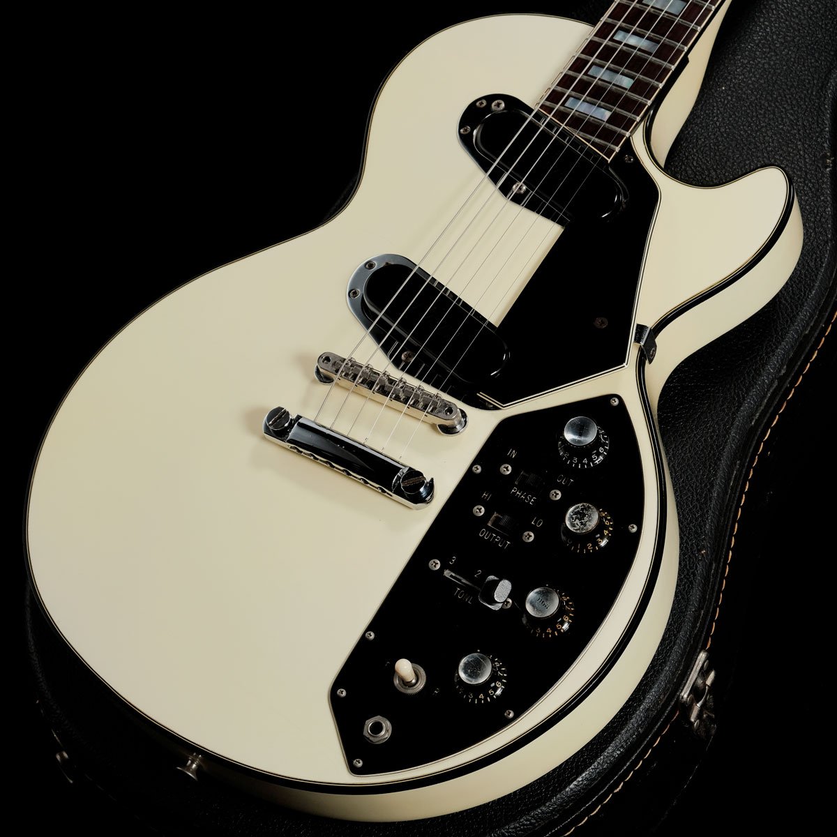 【渋谷店VINTAGEブログ＃83】 GIBSON 1975年製 Les Paul Recording Original White