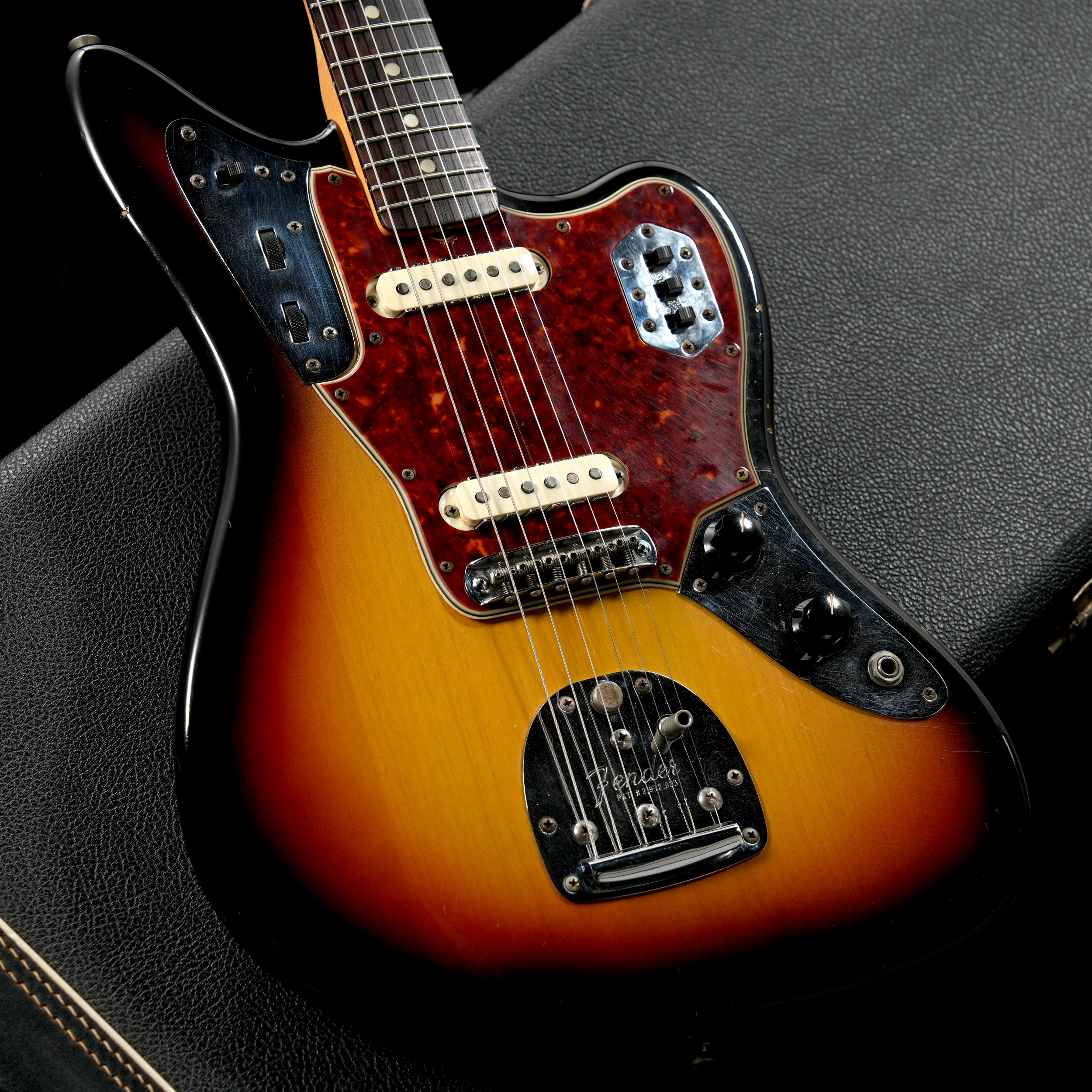 【渋谷店VINTAGEブログ＃87】 FENDER / 1965年製 Jaguar Sunburst