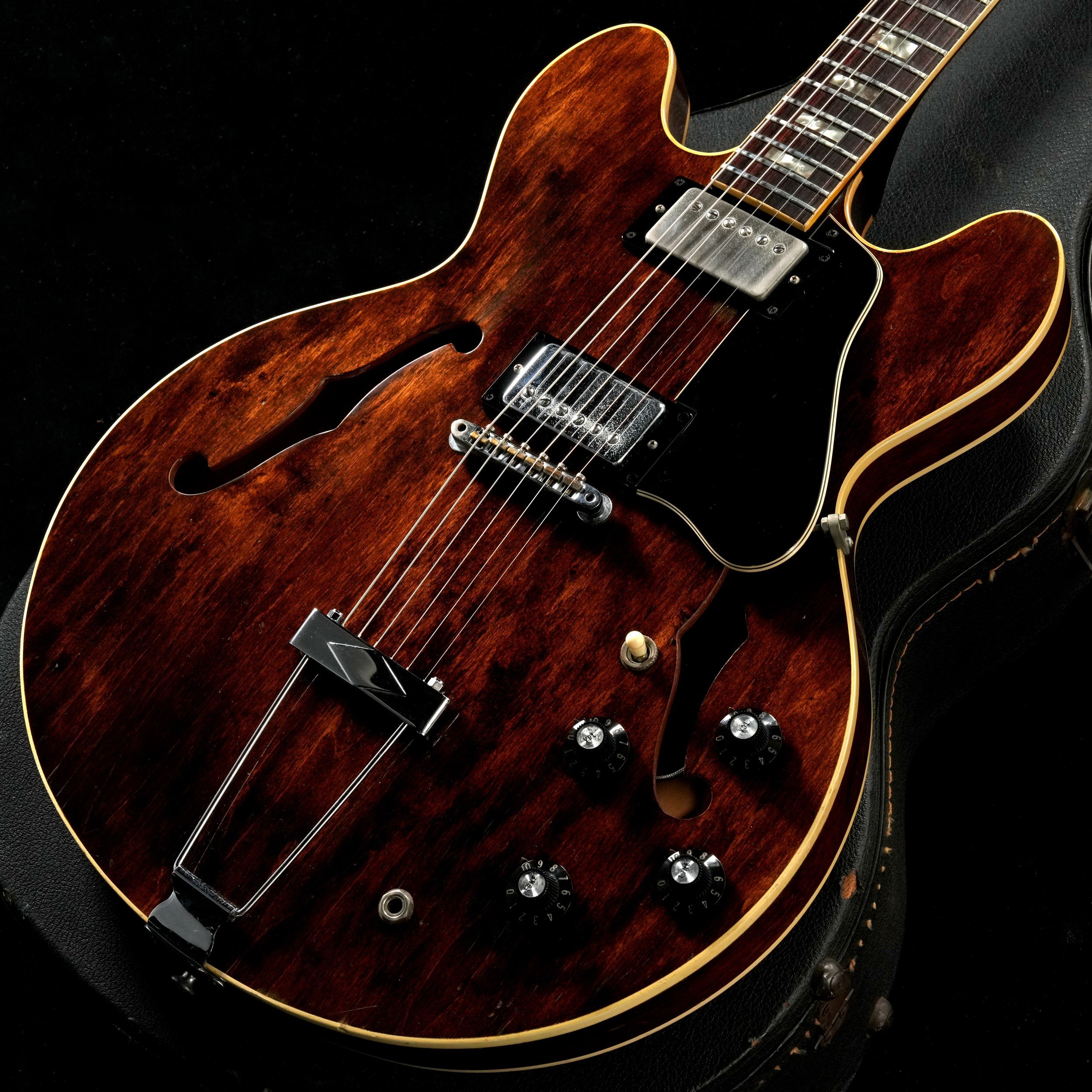 【渋谷店VINTAGEブログ＃99】GIBSON 1973年製 ES-335 TD WALNUT