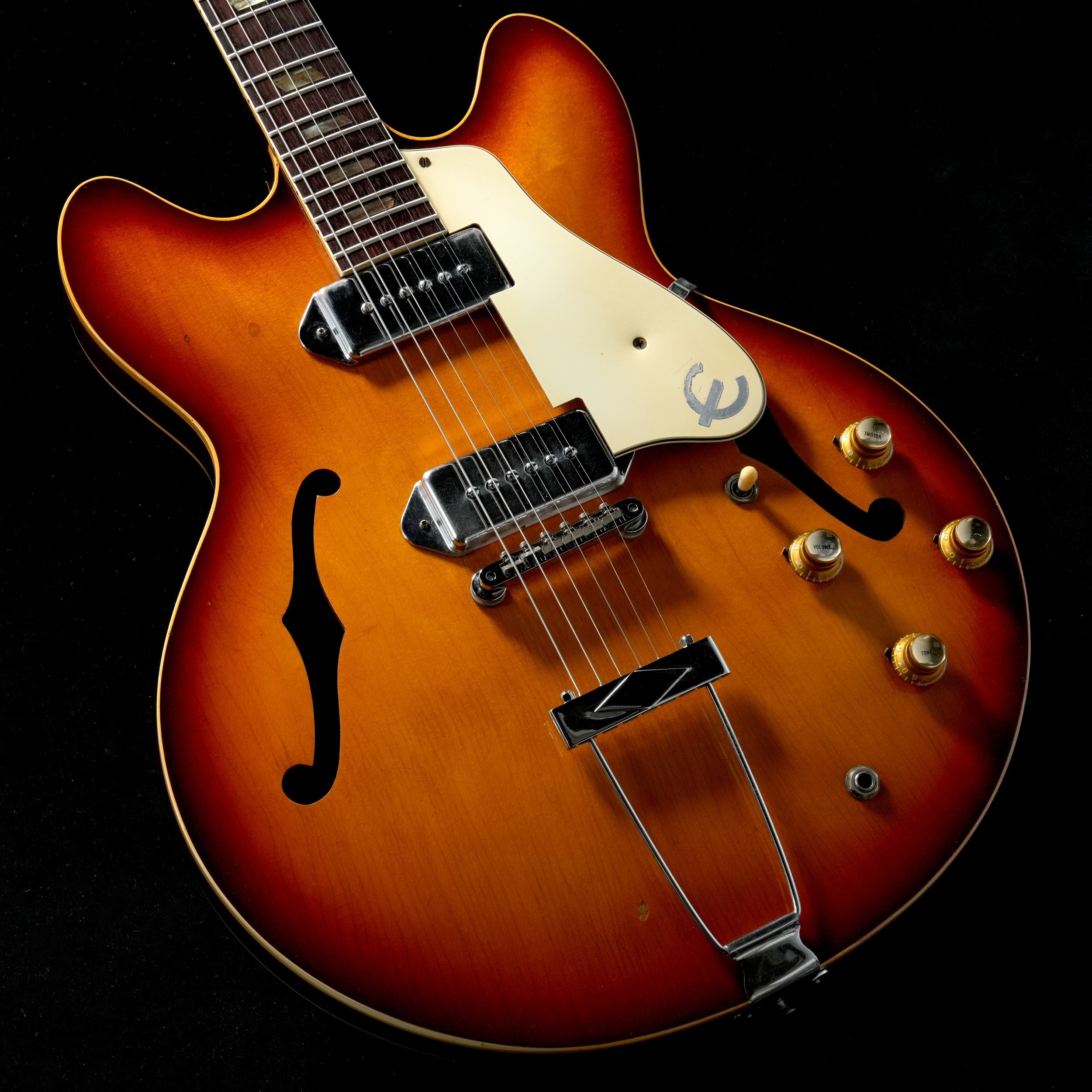 【渋谷店VINTAGEブログ#111】EPIPHONE 1966年製 Casino Sunburst