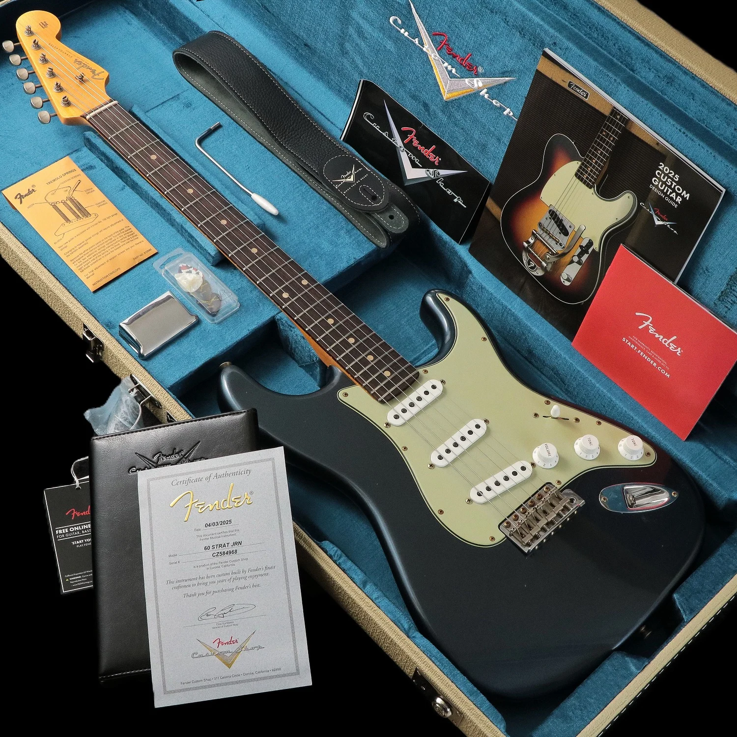 御茶ノ水本店】Fender CustomShop Custom Built Active Stratocasterが