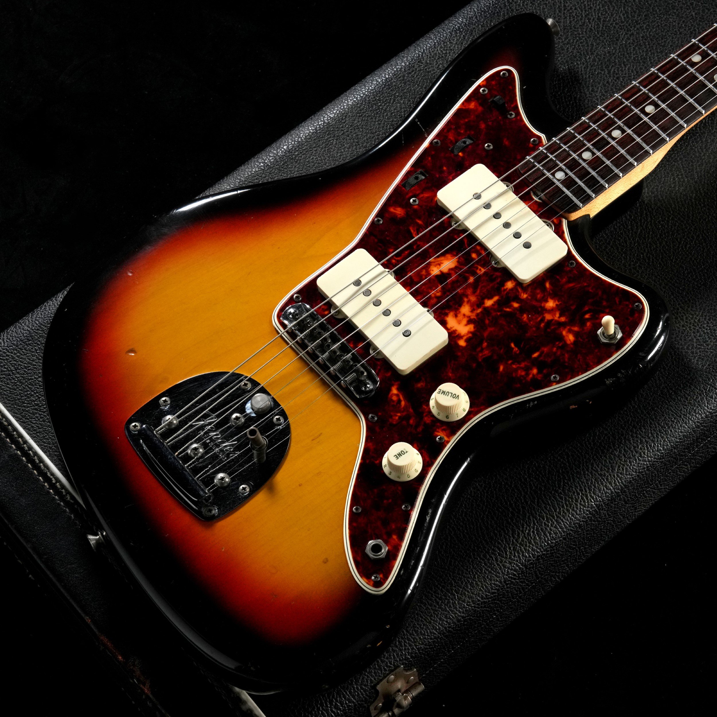 【渋谷店VINTAGEブログ#120】FENDER / 1965年製 Jazzmaster Sunburst