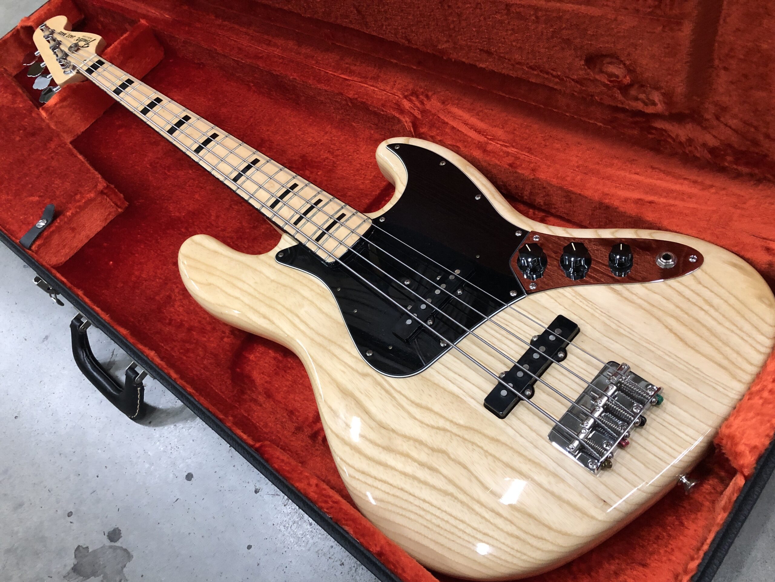 5/23更新】Fender USA / American Vintage 75 Jazz Bass【お売り