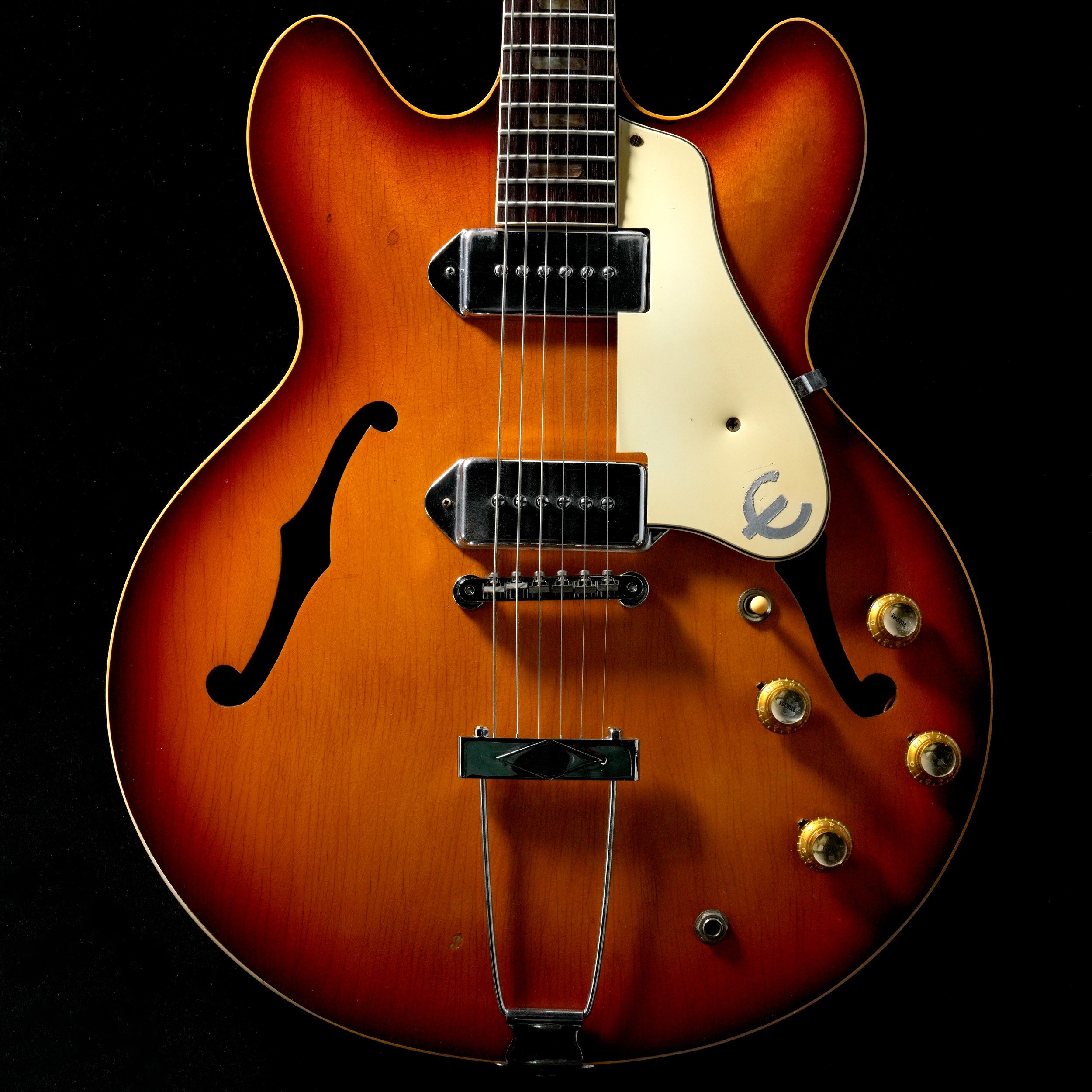 【渋谷店VINTAGEブログ#123】EPIPHONE 1966年製 Casino Sunburst