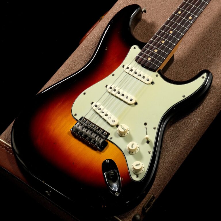Vintage】Fender / 1958 Stratocaster Sunburst 【渋谷店】《05VG