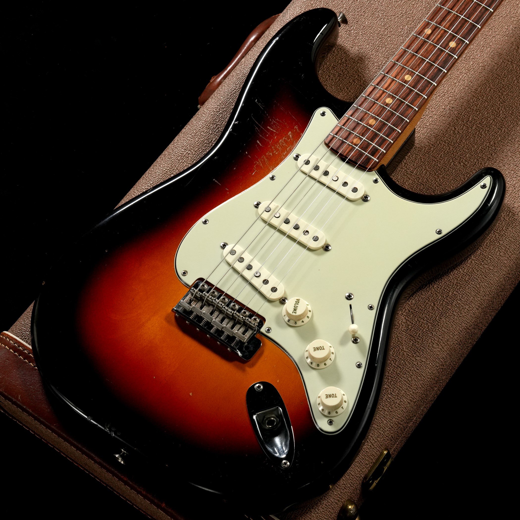【渋谷店VINTAGEブログ#124】Fender / 1961年製 Stratocaster Sunburst