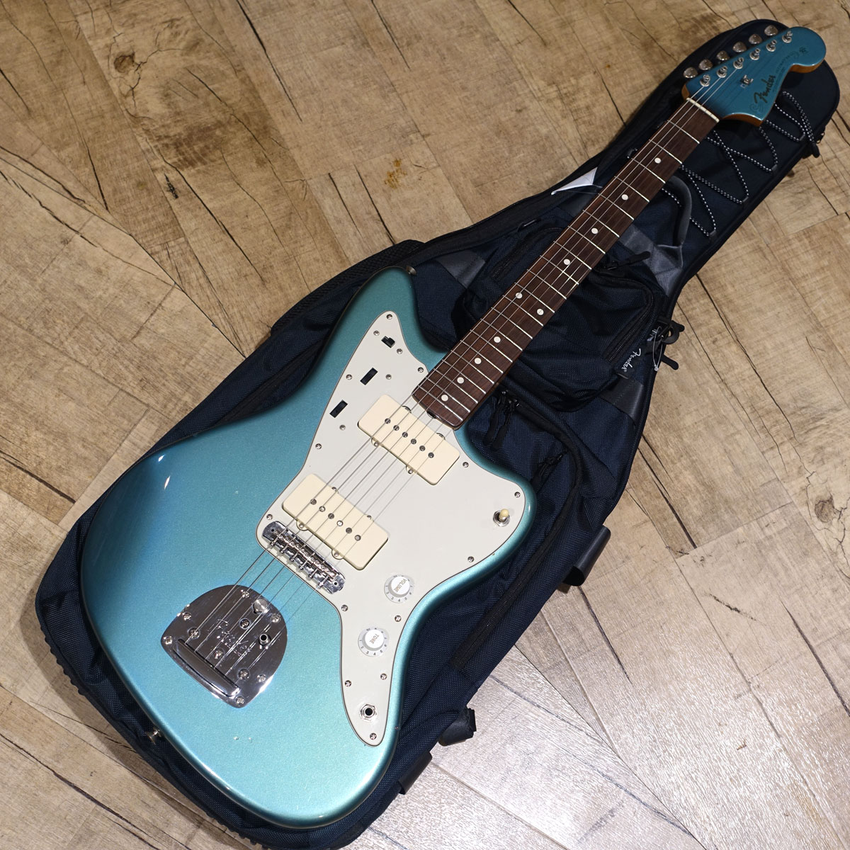 中古】Fender / American Vintage 62 Jazzmaster Matching Head Lake