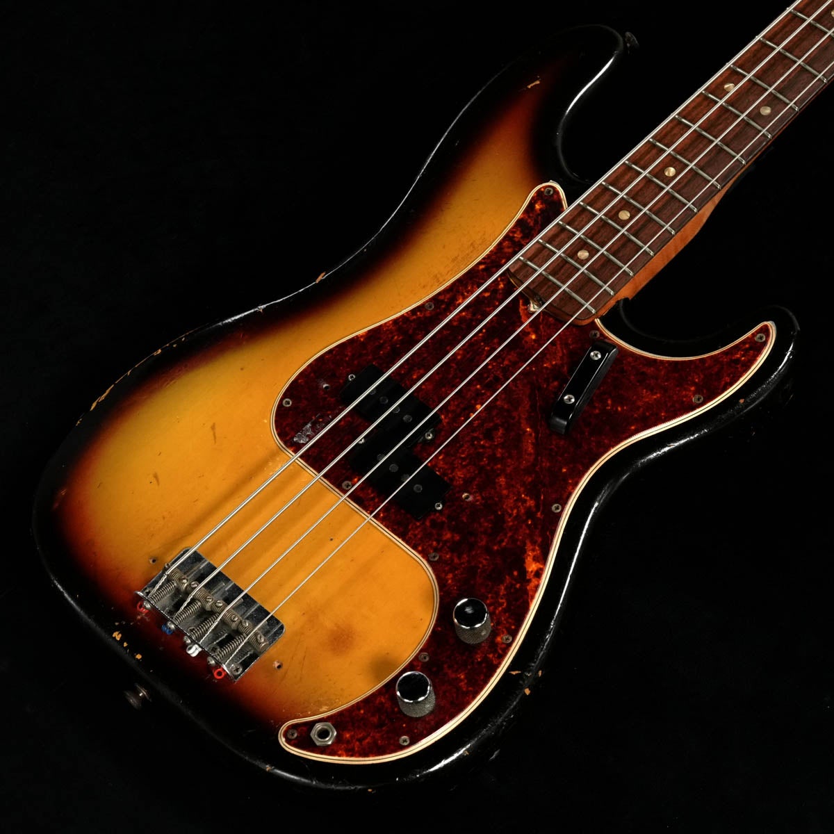 【渋谷店VINTAGEブログ#143】Fender 1966年製 Precision Bass 3-Color Sunburst 